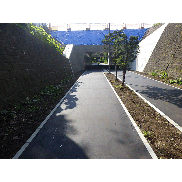 3・4・66号日吉中央通舗装道新設工事（函渠工）